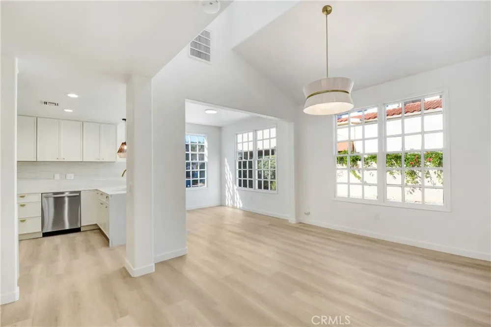 4346 Park Paloma Calabasas, CA 91302