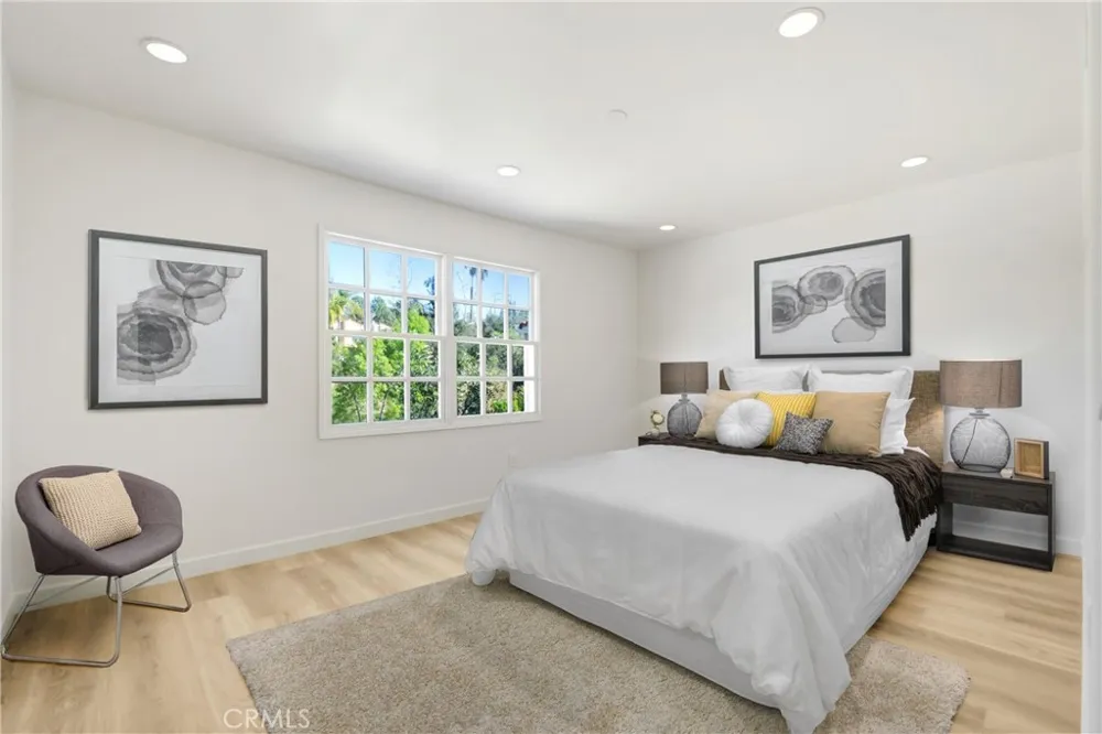 4346 Park Paloma Calabasas, CA 91302
