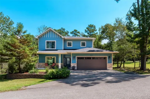 501 Fairway Loop