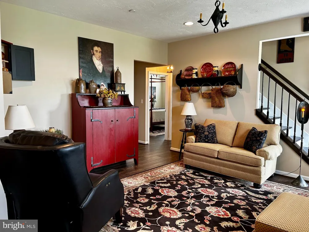 140 DOLOMITE DRIVE York, PA 17408