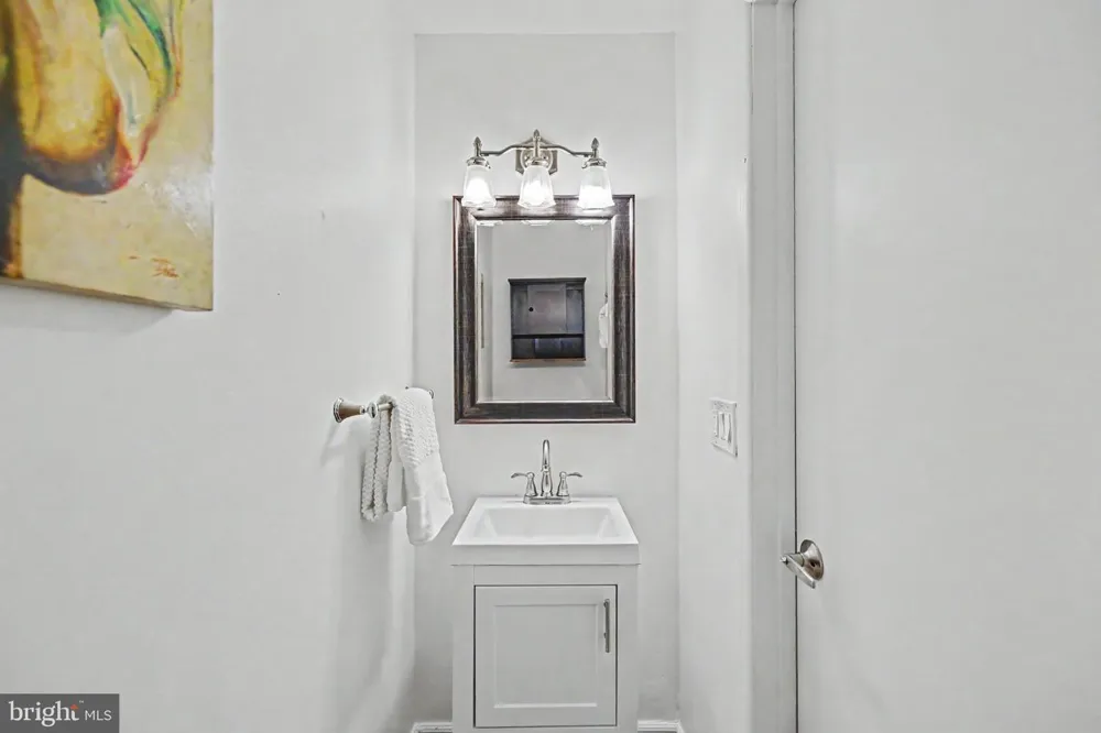 3099 HAWTHORNE DRIVE NE #3099 Washington, DC 20017