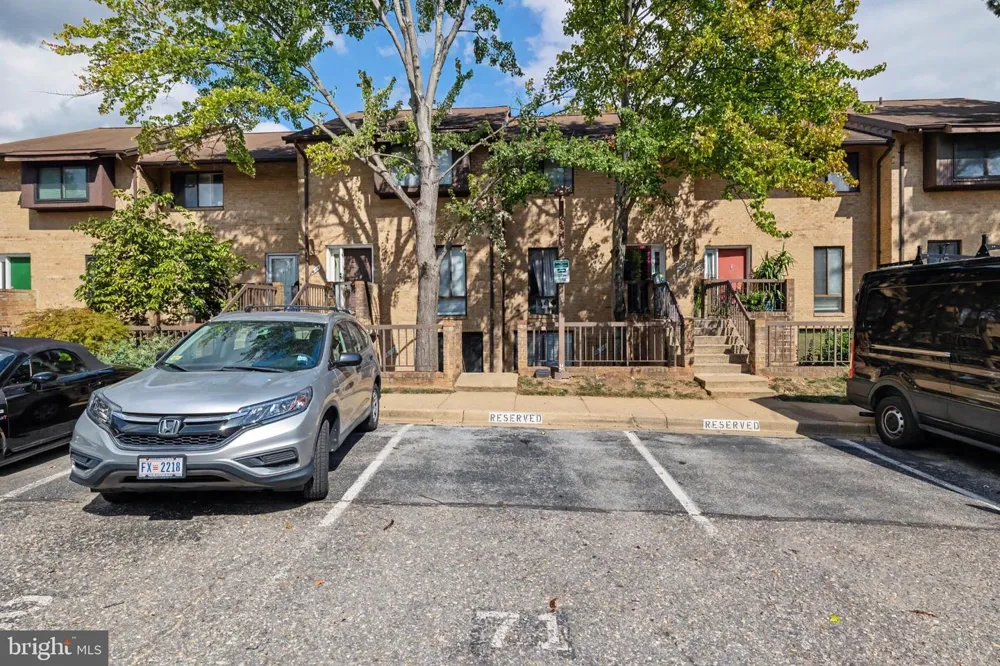 3099 HAWTHORNE DRIVE NE #3099 Washington, DC 20017
