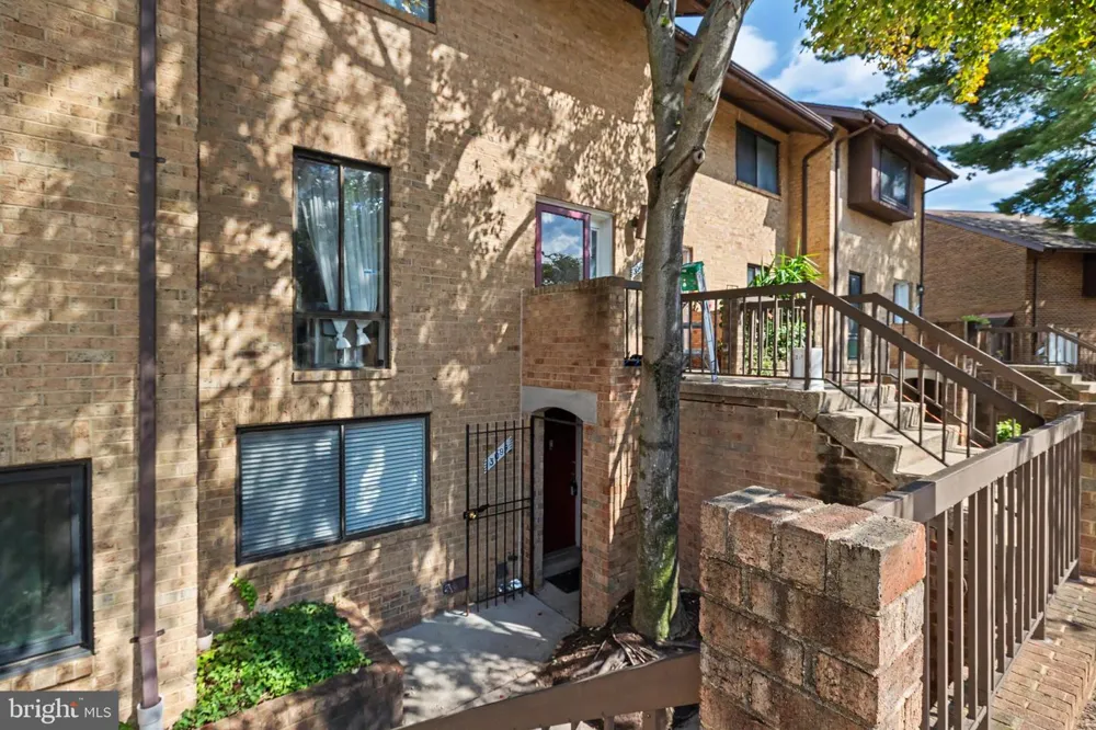 3099 HAWTHORNE DRIVE NE #3099 Washington, DC 20017