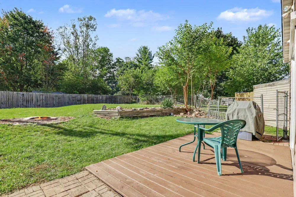 169 Linda Street NE Cedar Springs, MI 49319