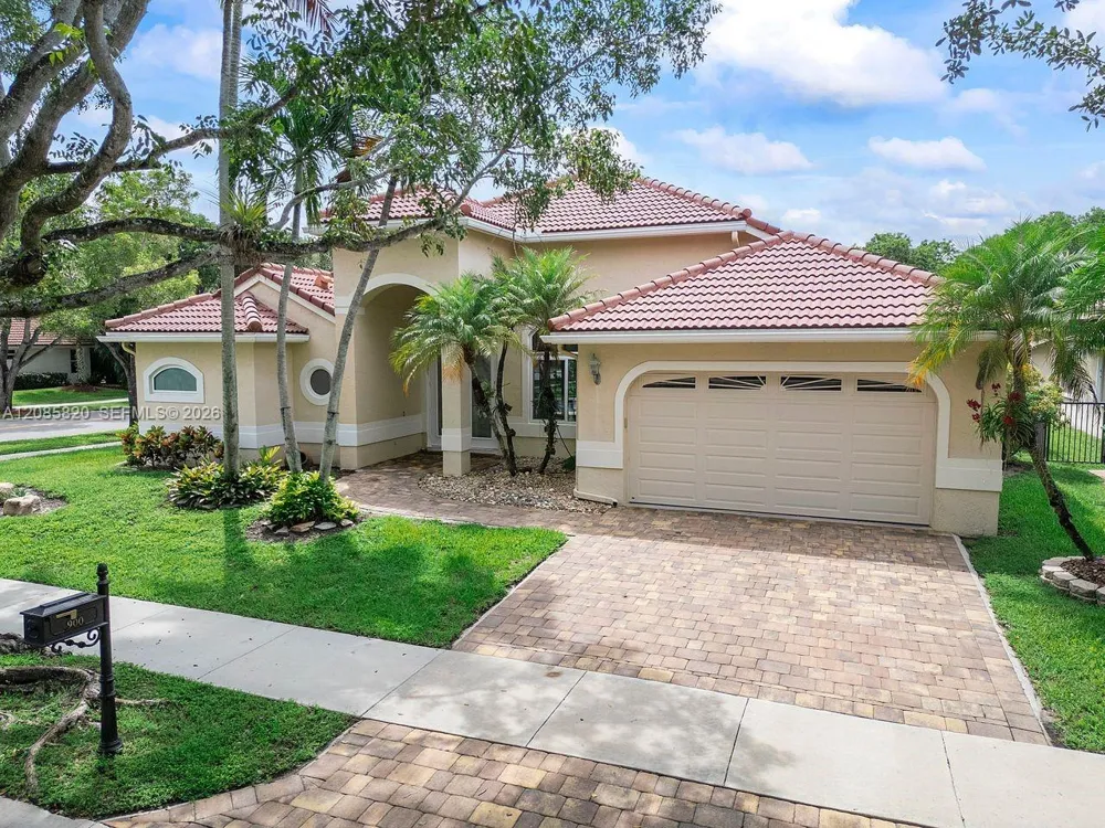 900 Spoonbill Cir Weston, FL 33326