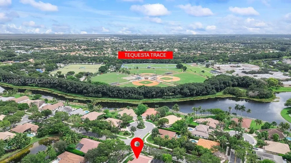 900 Spoonbill Cir Weston, FL 33326