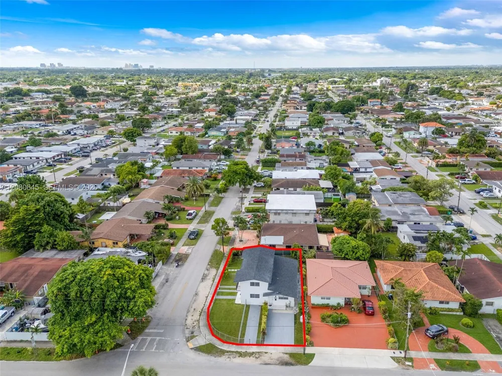 3200 SW 88th Pl Miami, FL 33165