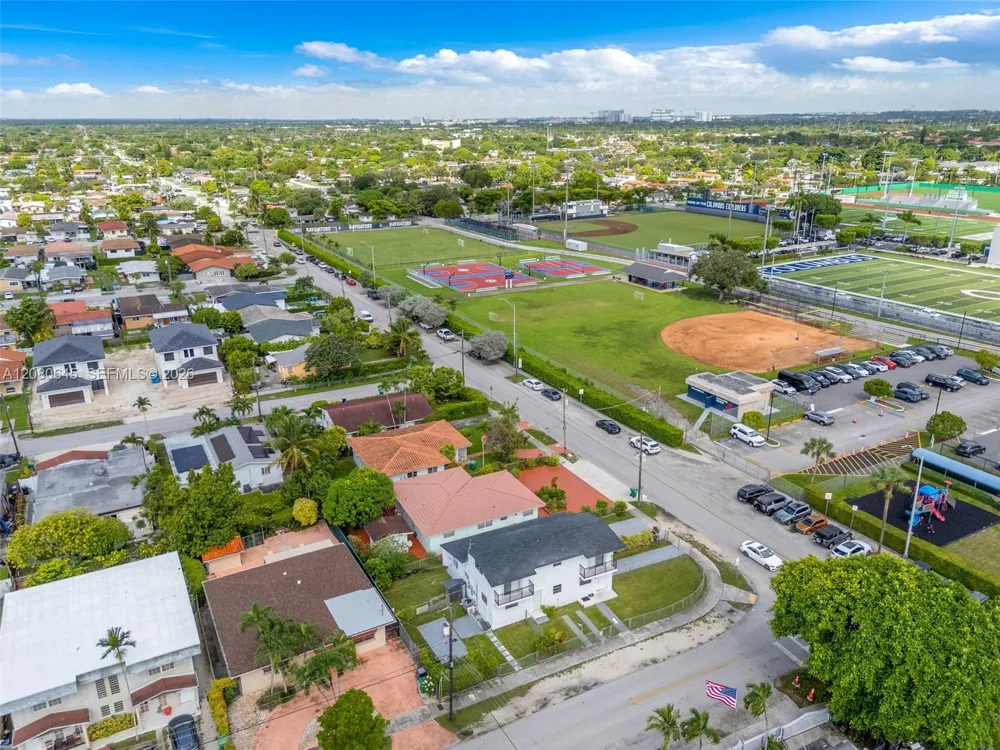 3200 SW 88th Pl Miami, FL 33165