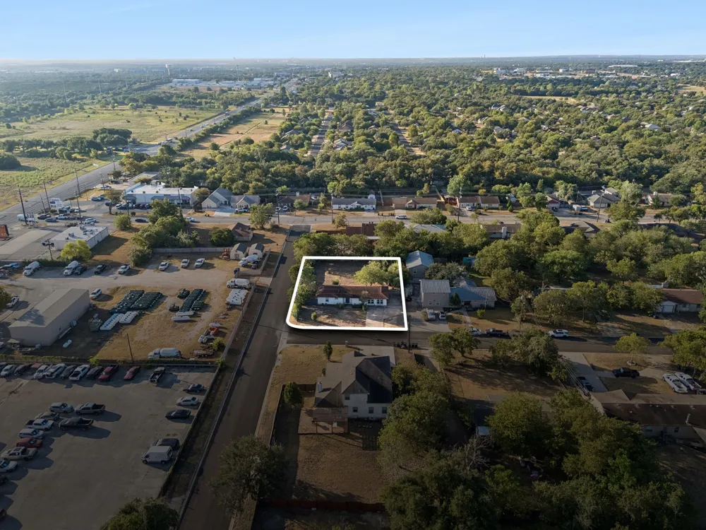 200 Seminole Road Leander, TX 78641