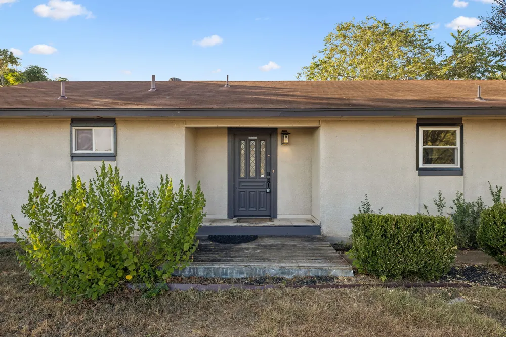 200 Seminole Road Leander, TX 78641