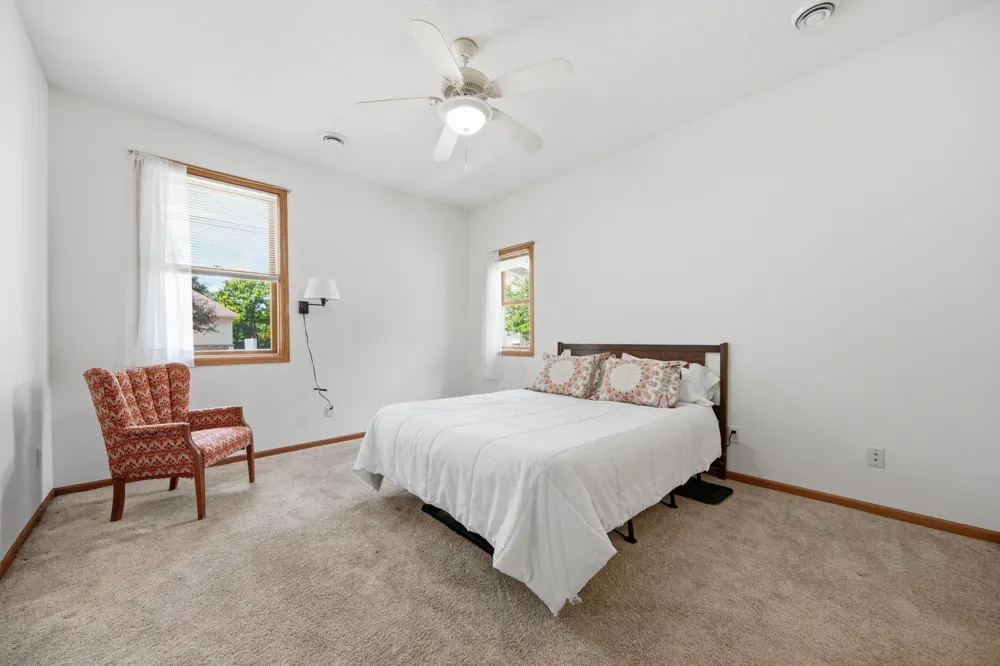 797 Parkside Lane Columbia Heights, MN 55421