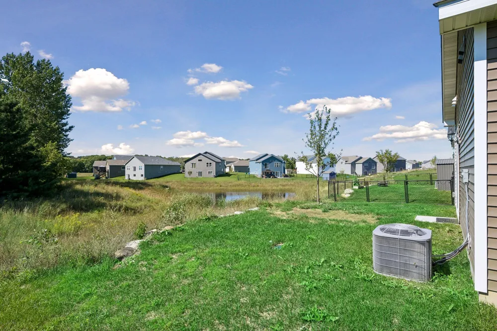 413 Redwood Street Cambridge, MN 55008