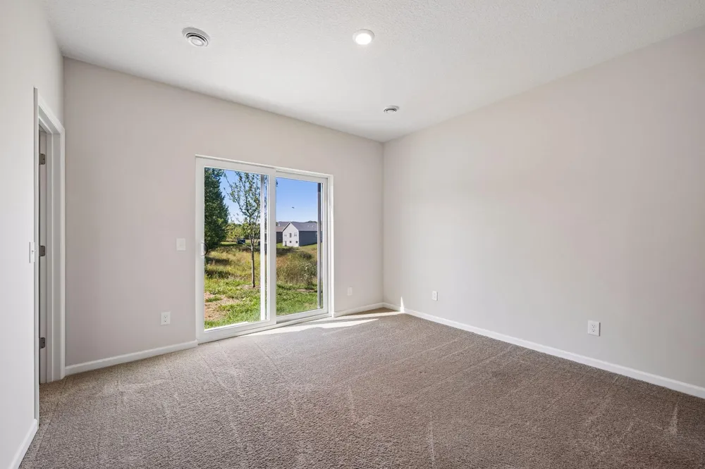 413 Redwood Street Cambridge, MN 55008