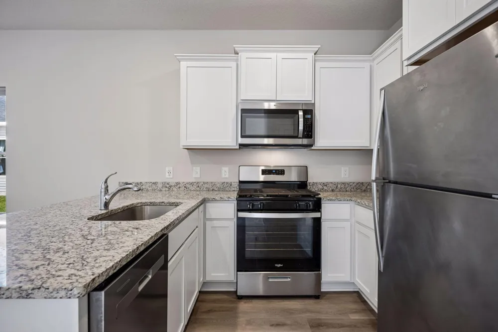 413 Redwood Street Cambridge, MN 55008