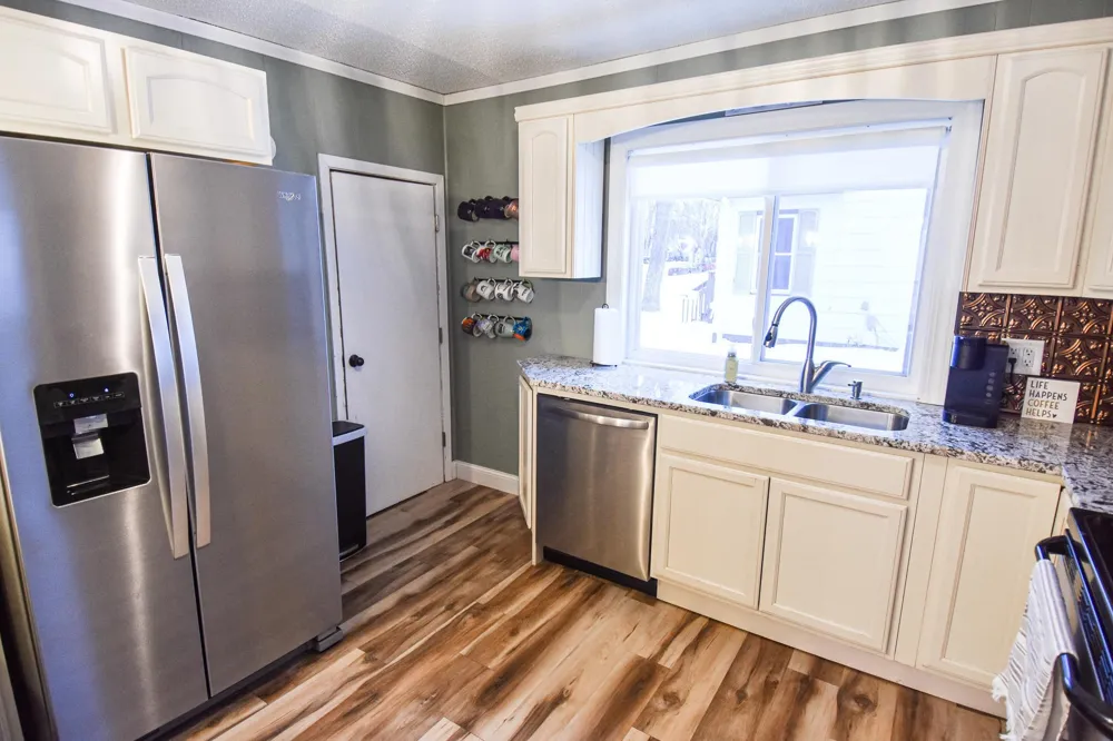 720 Arnold Avenue Thief River Falls, MN 56701