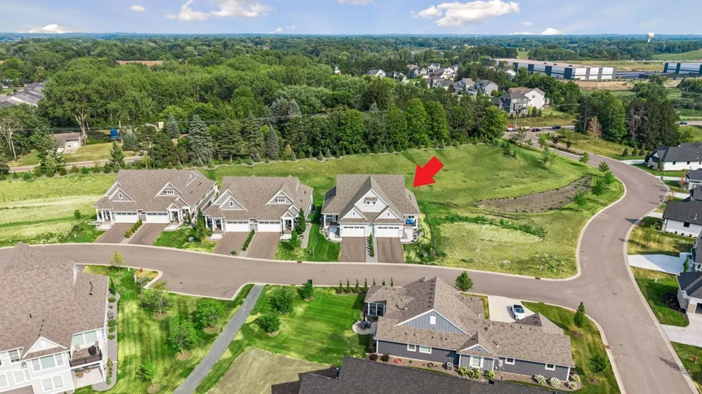 89 Spring Farm Road North Oaks, MN 55127