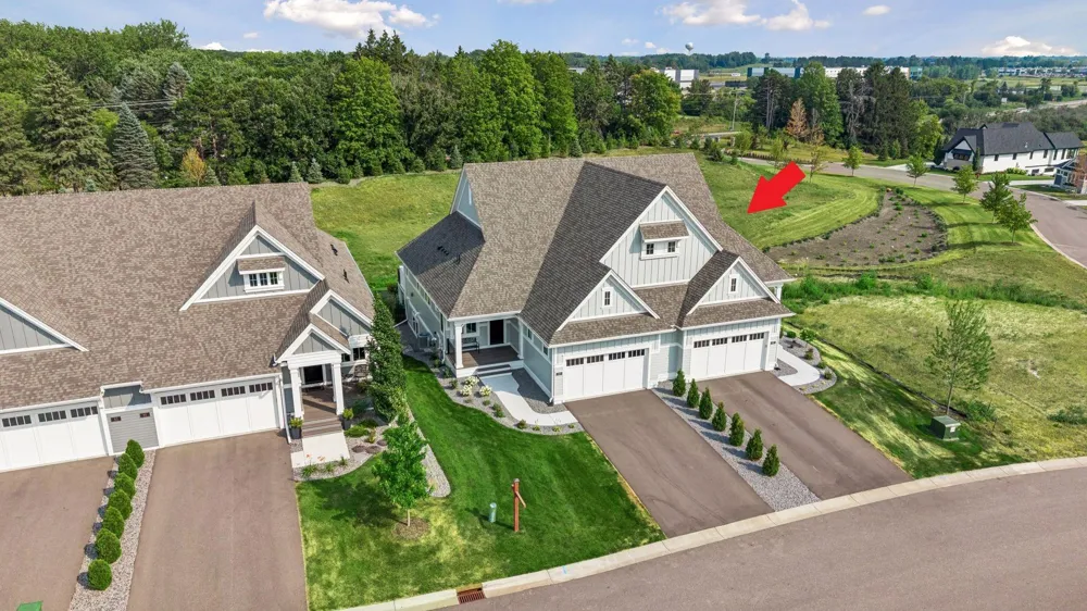 89 Spring Farm Road North Oaks, MN 55127