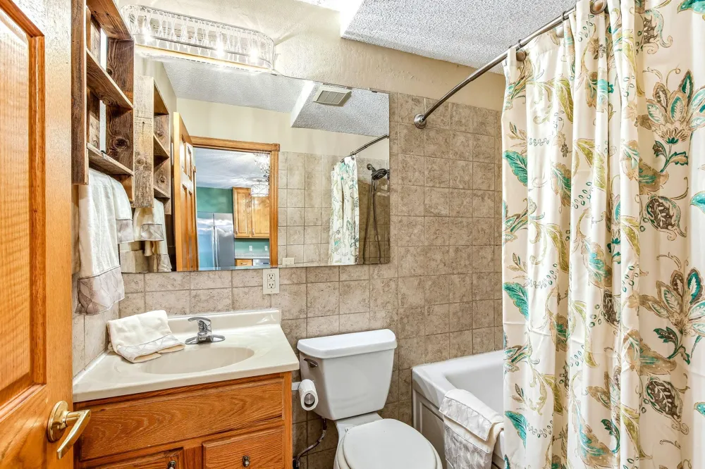 391 Grand Avenue #203 Saint Paul, MN 55102