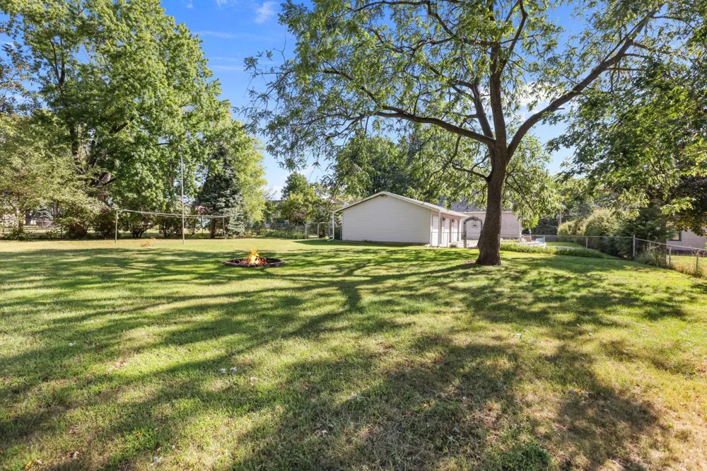 2811 Centerville Road Little Canada, MN 55117