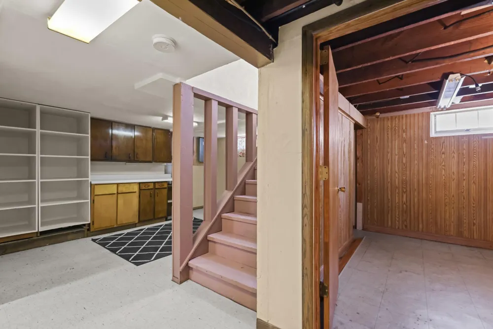 2811 Centerville Road Little Canada, MN 55117