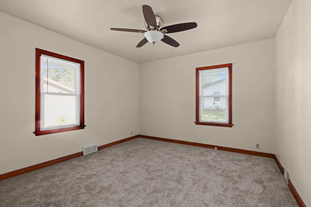 2811 Centerville Road Little Canada, MN 55117