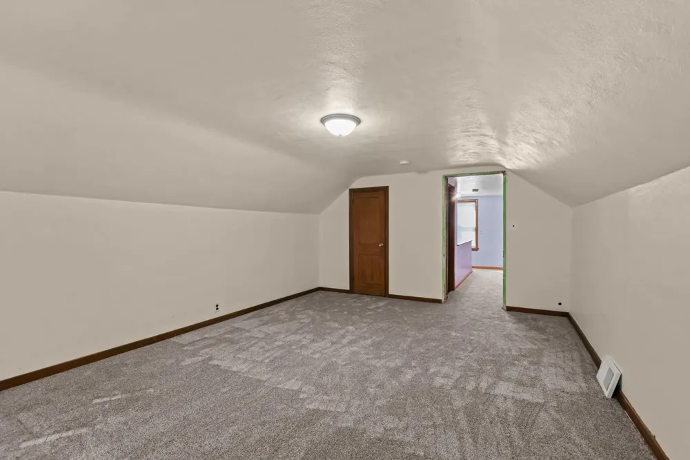 2811 Centerville Road Little Canada, MN 55117