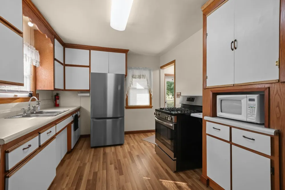 2811 Centerville Road Little Canada, MN 55117