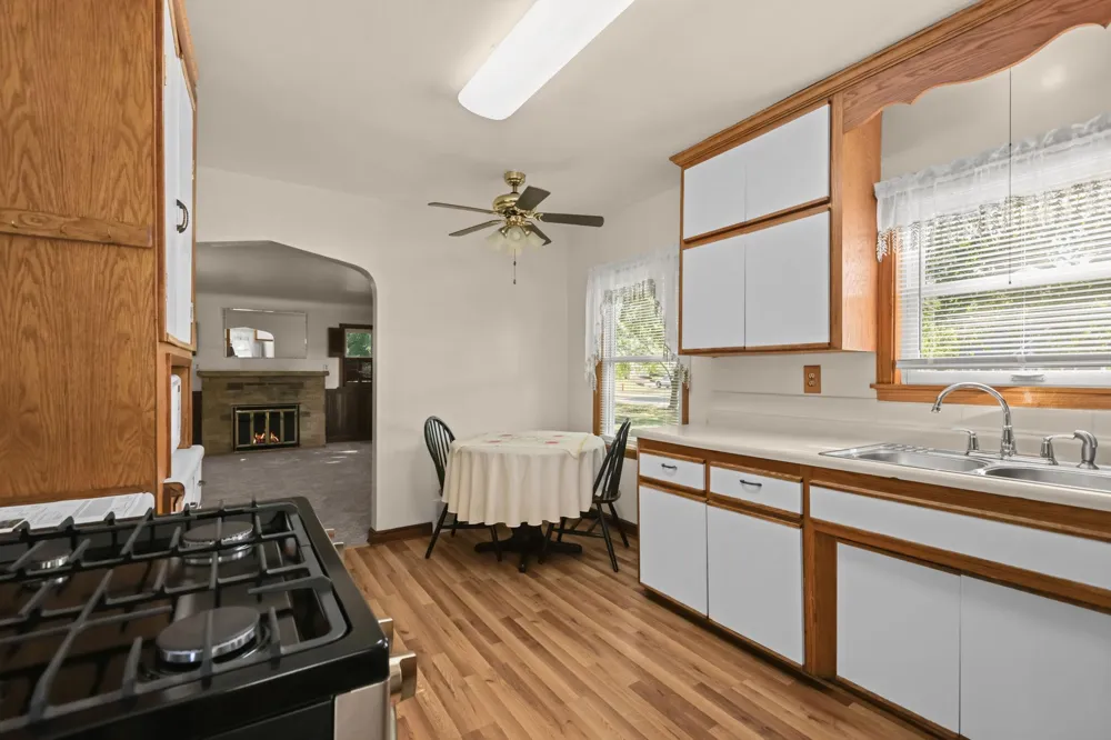 2811 Centerville Road Little Canada, MN 55117