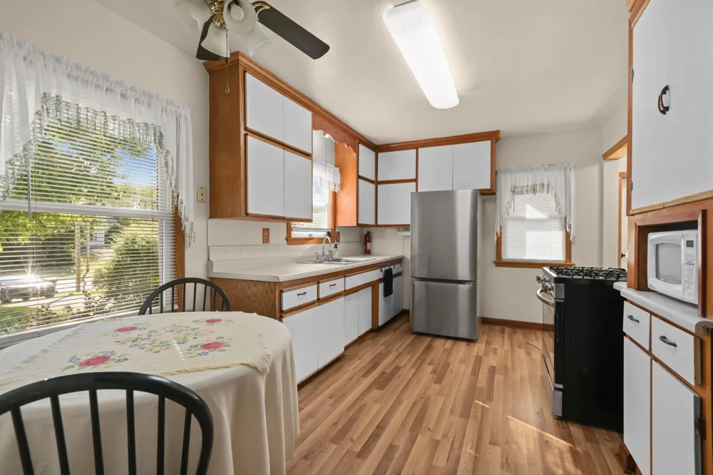 2811 Centerville Road Little Canada, MN 55117