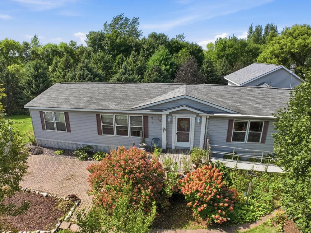 990 180th Avenue SE Kerkhoven, MN 56252