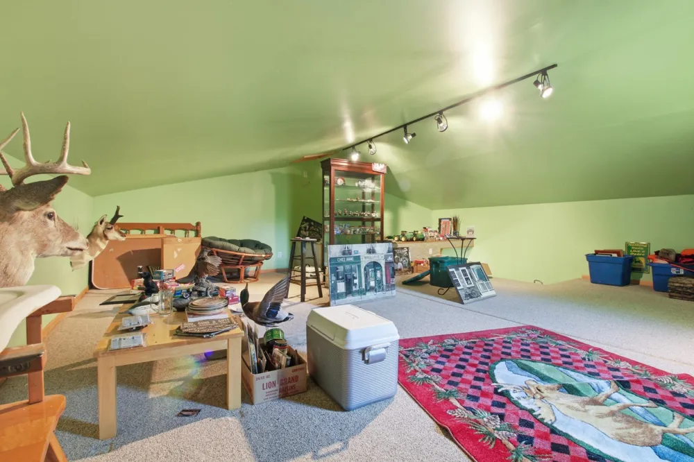 990 180th Avenue SE Kerkhoven, MN 56252