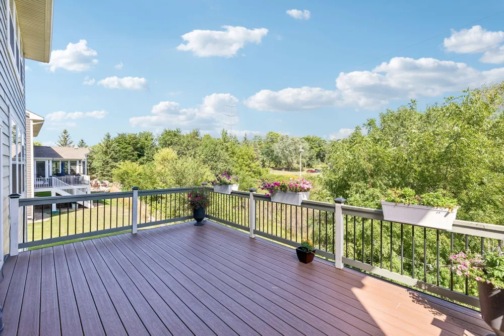 3604 Sawgrass Trail S Eagan, MN 55123