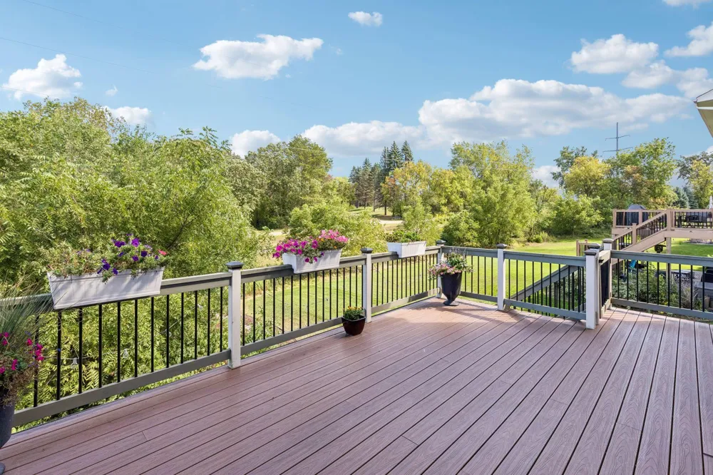 3604 Sawgrass Trail S Eagan, MN 55123