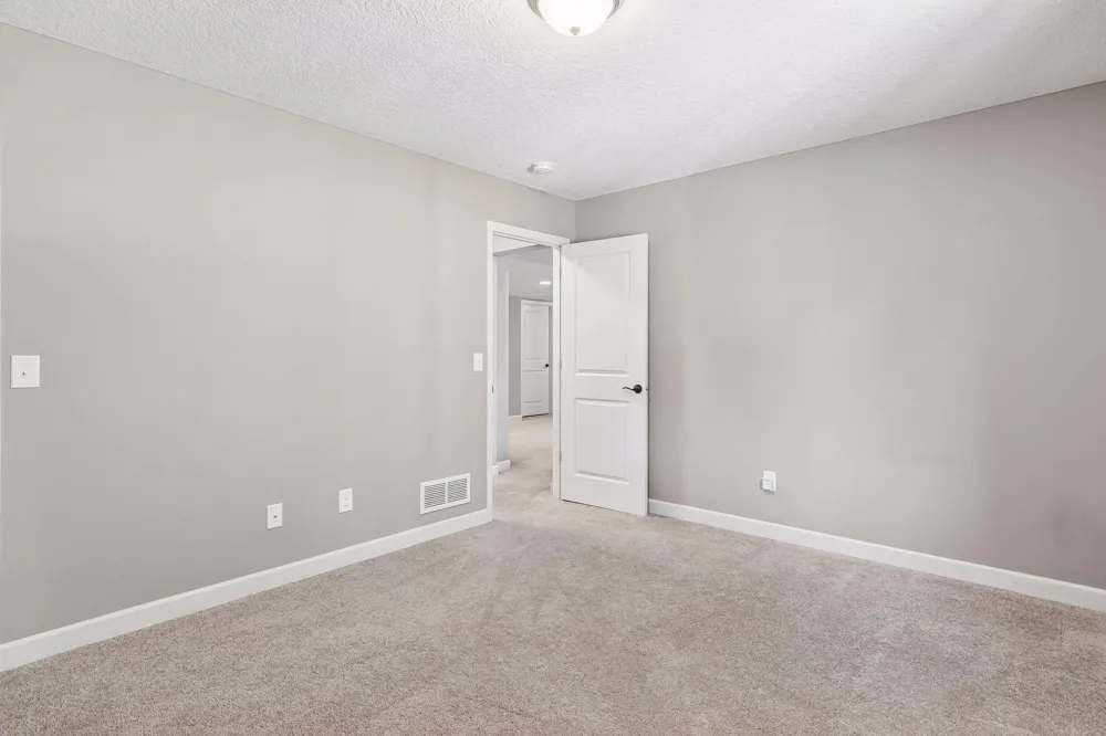 3604 Sawgrass Trail S Eagan, MN 55123
