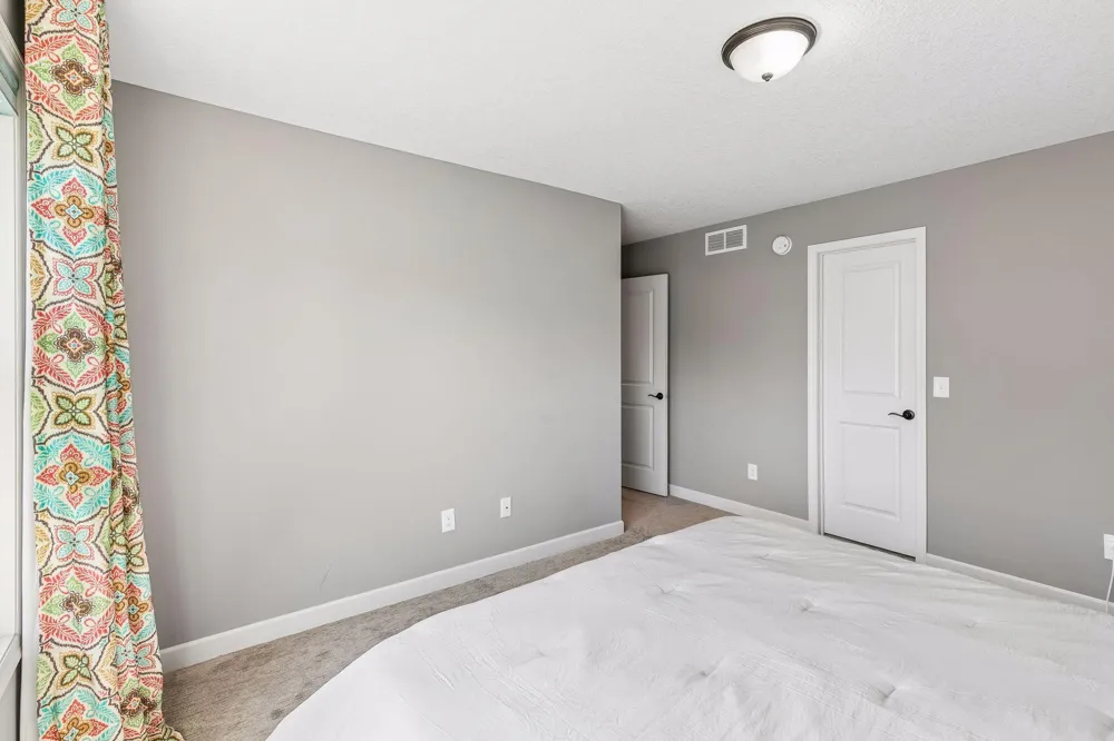 3604 Sawgrass Trail S Eagan, MN 55123