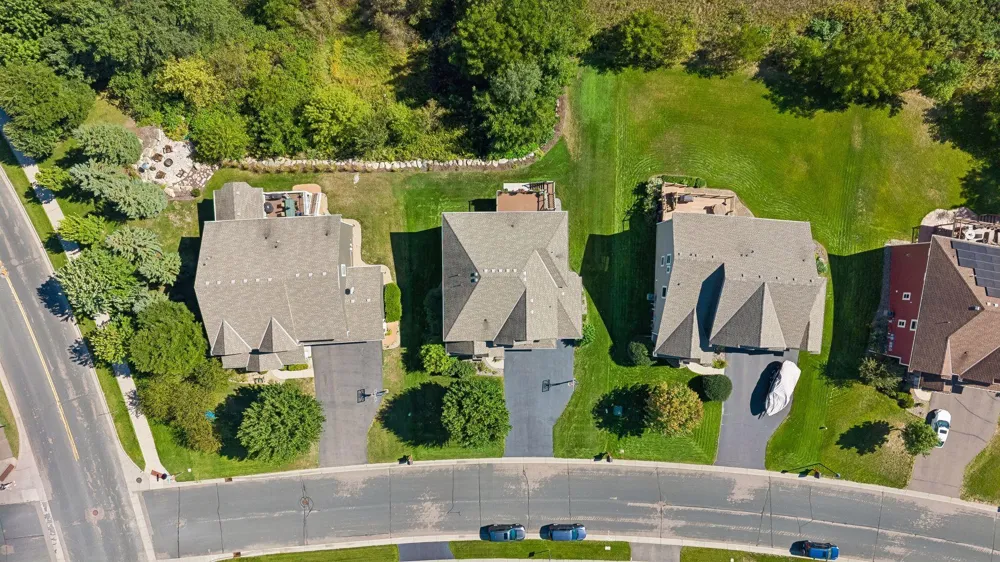 3604 Sawgrass Trail S Eagan, MN 55123