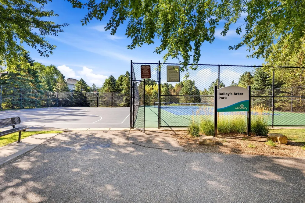 3425 Hazel Trail #D Woodbury, MN 55129