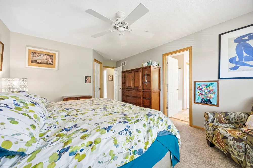 3425 Hazel Trail #D Woodbury, MN 55129