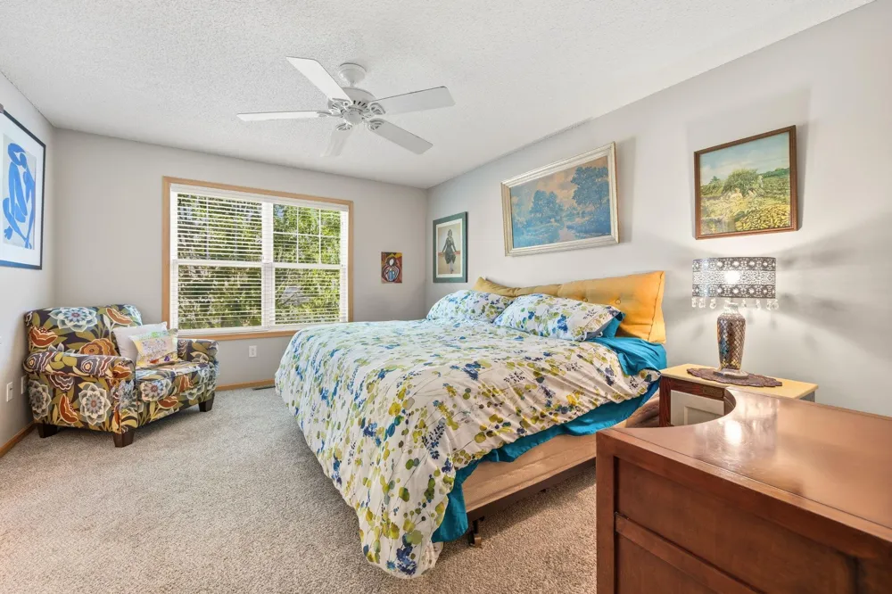 3425 Hazel Trail #D Woodbury, MN 55129