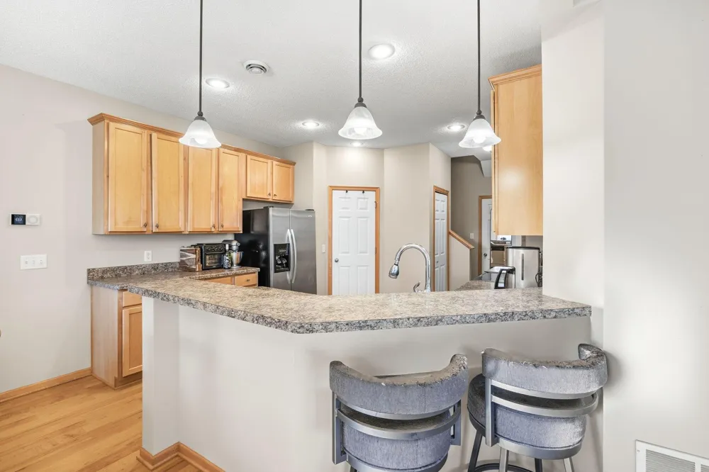 3425 Hazel Trail #D Woodbury, MN 55129