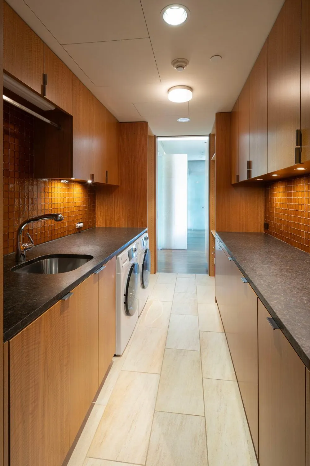 301 Kenwood Parkway #801 Minneapolis, MN 55403