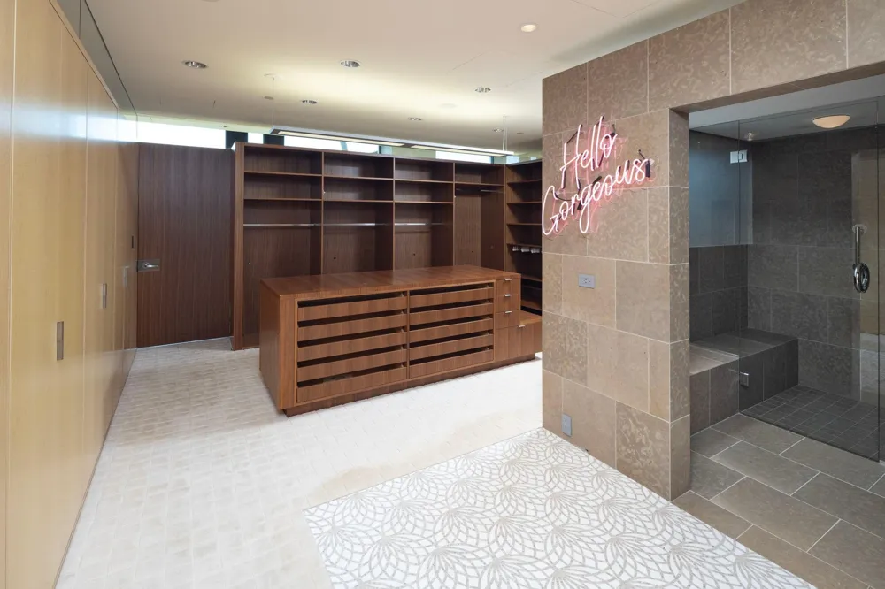 301 Kenwood Parkway #801 Minneapolis, MN 55403