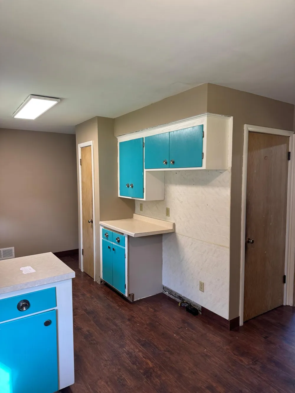 435 W Ottawa Street Le Center, MN 56057