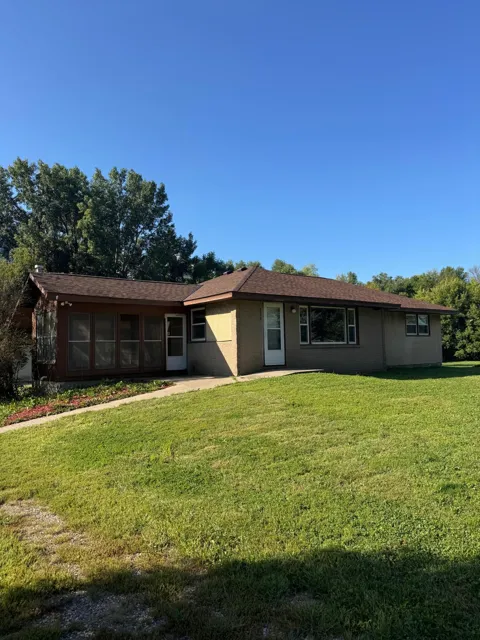 435 W Ottawa Street