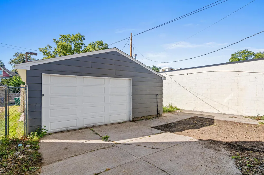 1730 Grand Ave Saint Paul, MN 55105