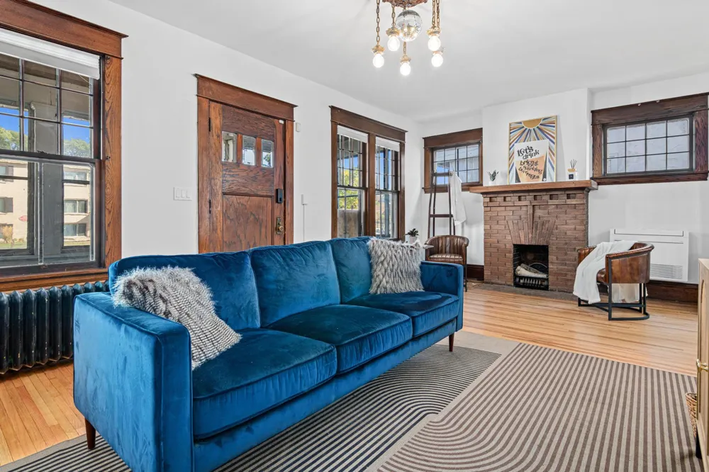 1730 Grand Ave Saint Paul, MN 55105