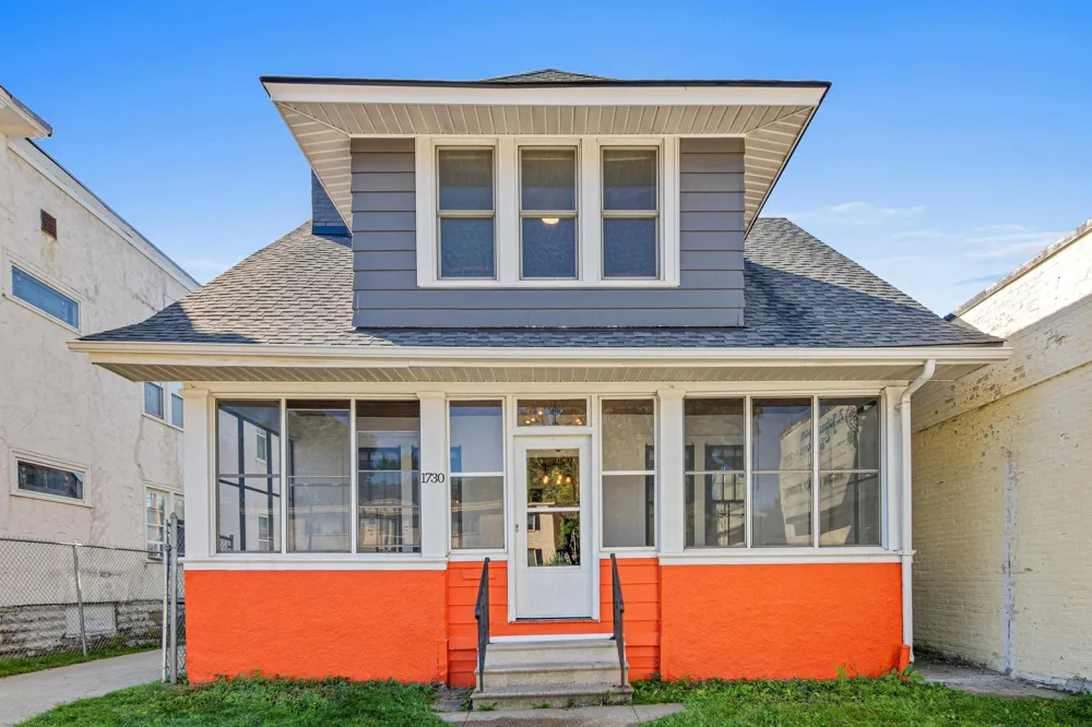 1730 Grand Ave Saint Paul, MN 55105