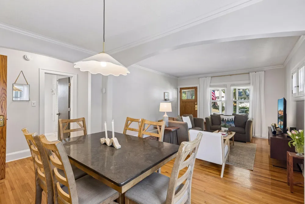 1272 Stanford Avenue Saint Paul, MN 55105