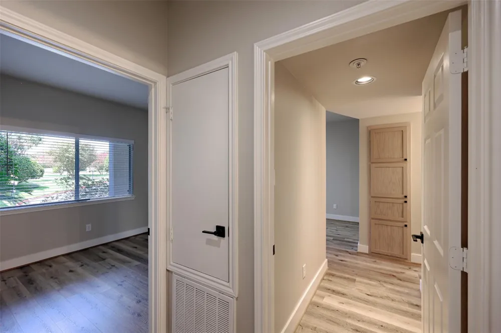 11840 Melville Drive Montgomery, TX 77356