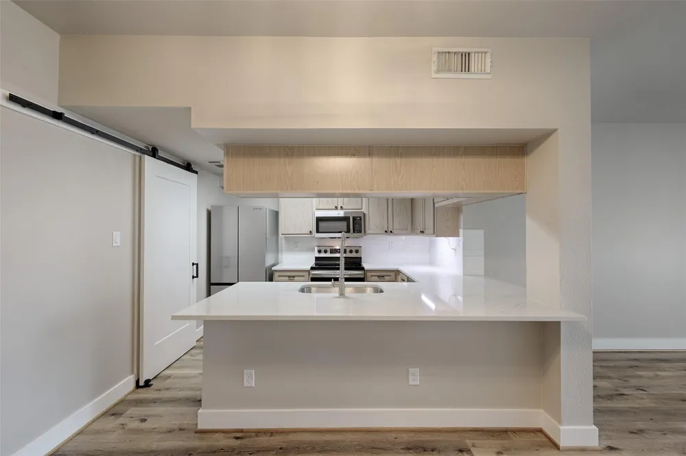 11840 Melville Drive Montgomery, TX 77356